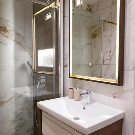 Rojal Garden 643 Διαμέρισμα Ζλάτιμπορ