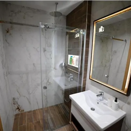 Rojal Garden 643 Διαμέρισμα *