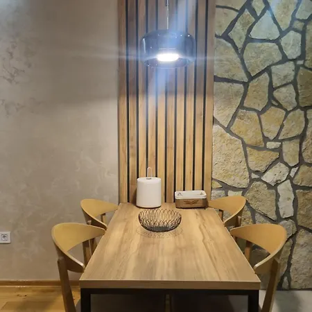 Apartman Rojal Garden 643 *