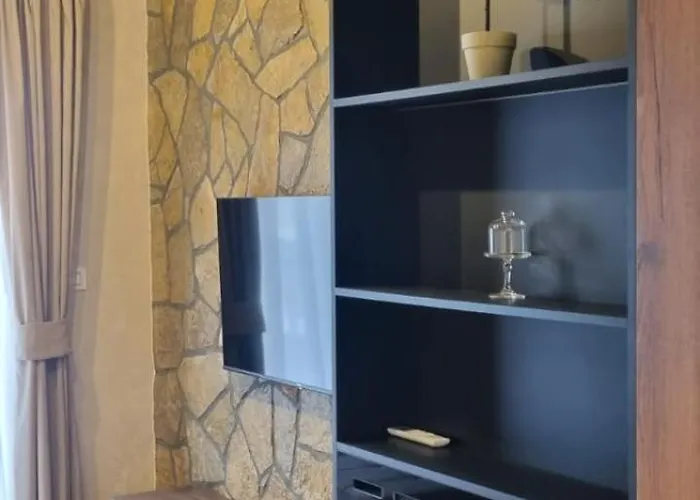 アパート Rojal Garden 643 *