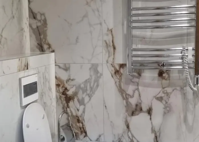 アパート Rojal Garden 643 ズラティボール