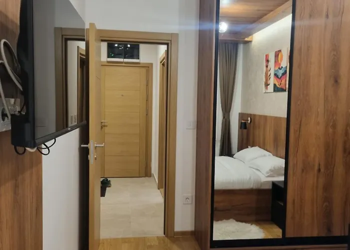 Rojal Garden 643 ズラティボール