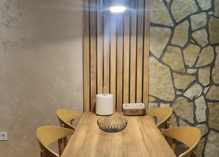 アパート Rojal Garden 643 *